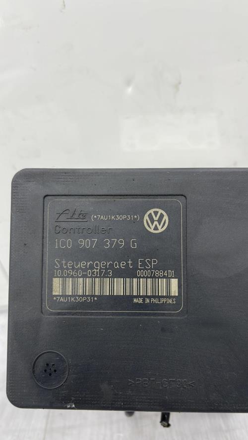 Bloc ABS (freins anti-blocage) VOLKSWAGEN GOLF 4 Diesel