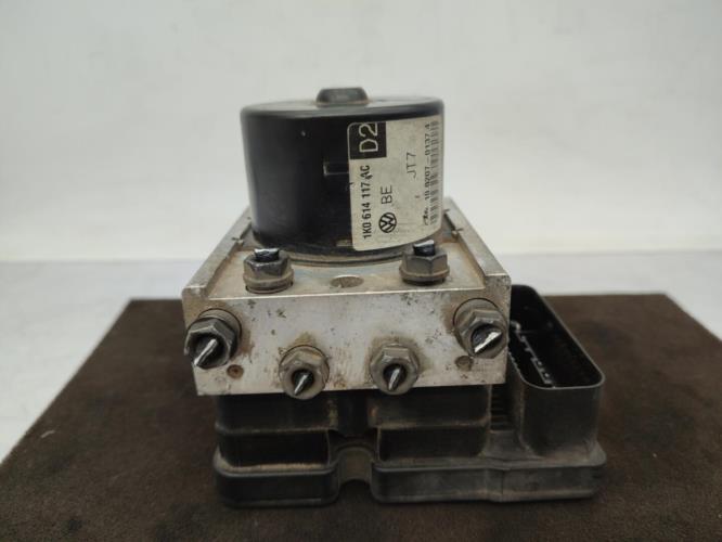 Bloc ABS (freins anti-blocage) VOLKSWAGEN GOLF 5 Diesel