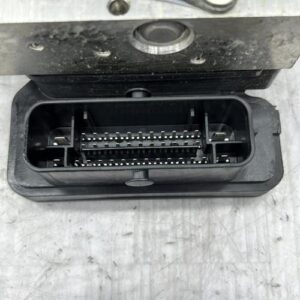Bloc ABS (freins anti-blocage) VOLKSWAGEN POLO 6 PHASE 1 Essence