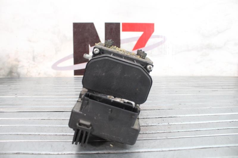 Bloc ABS (freins anti-blocage) TOYOTA YARIS 1 PHASE 2 Diesel