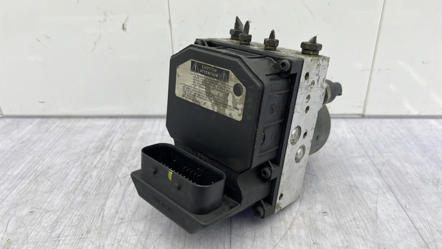 Bloc ABS (freins anti-blocage) TOYOTA COROLLA VERSO 2 PHASE 1 Diesel
