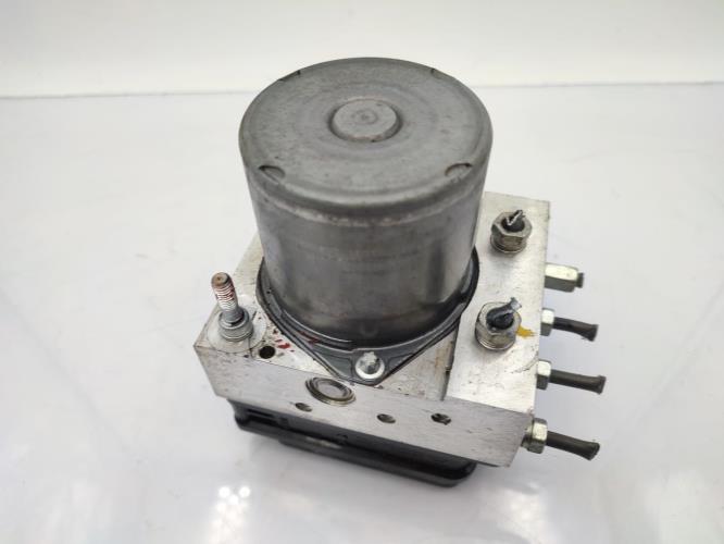 Bloc ABS (freins anti-blocage) TOYOTA VERSO PHASE 1 Diesel