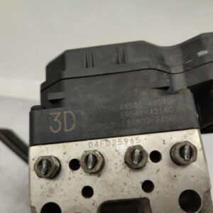 Bloc ABS (freins anti-blocage) TOYOTA RAV4 2 PHASE 1 Diesel