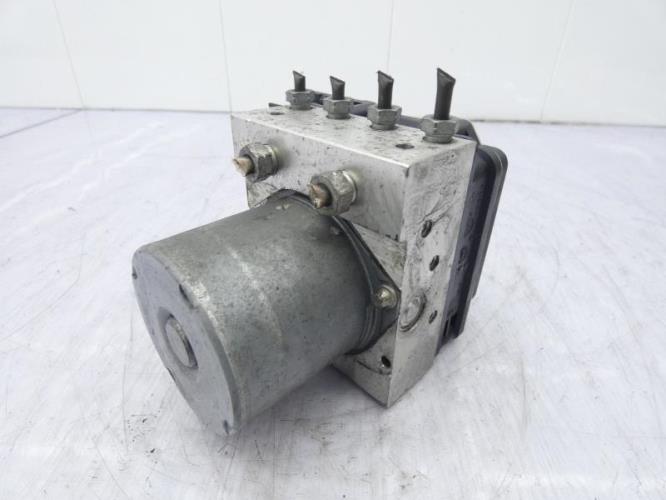 Bloc ABS (freins anti-blocage) MERCEDES CLASSE A 169 PHASE 1 Diesel