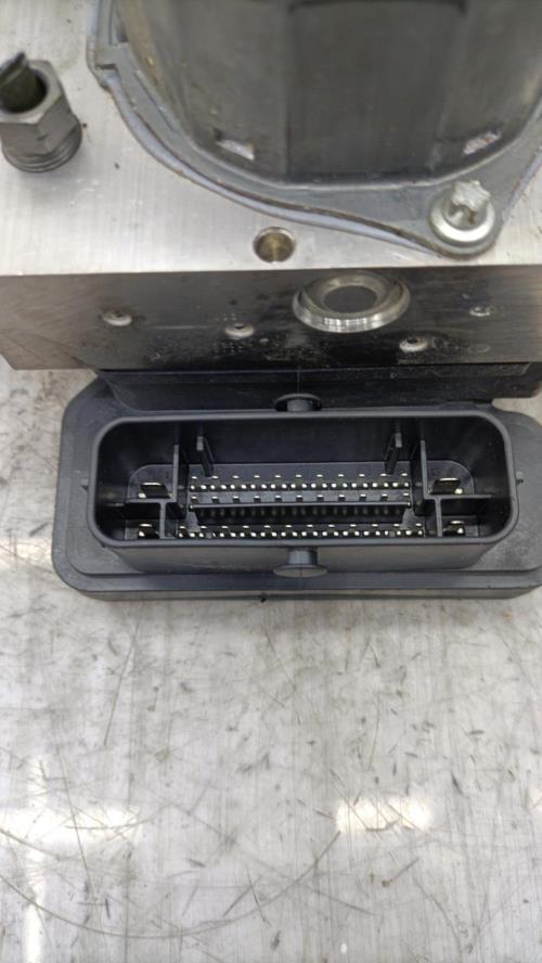 Bloc ABS (freins anti-blocage) RENAULT CLIO 4 PHASE 1 Diesel