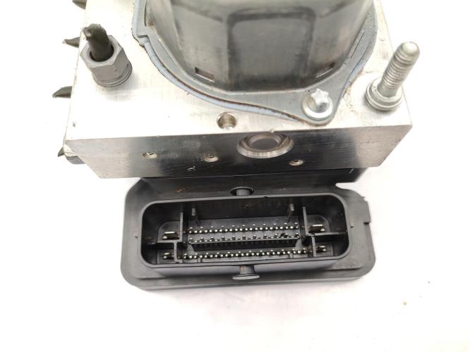 Bloc ABS (freins anti-blocage) RENAULT CLIO 4 PHASE 1 Diesel