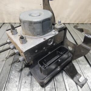 Bloc ABS (freins anti-blocage) RENAULT CLIO 4 PHASE 1 BREAK Diesel