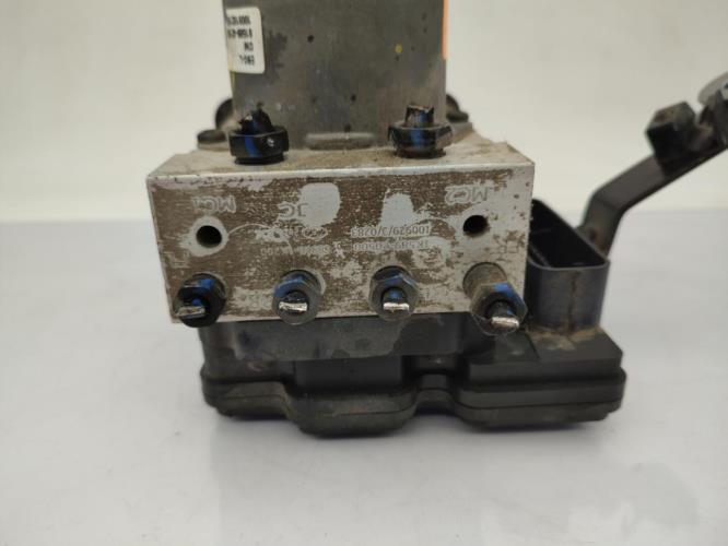 Bloc ABS (freins anti-blocage) HYUNDAI IX 20 PHASE 1 Diesel