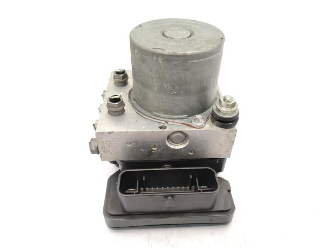 Bloc ABS (freins anti-blocage) VOLKSWAGEN POLO 5 PHASE 2 Essence