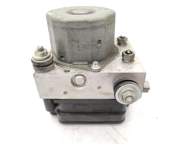 Bloc ABS (freins anti-blocage) VOLKSWAGEN POLO 5 PHASE 1 Diesel