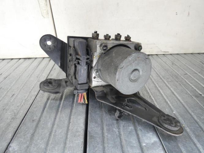 Bloc ABS (freins anti-blocage) RENAULT MEGANE 2 PHASE 1 Diesel