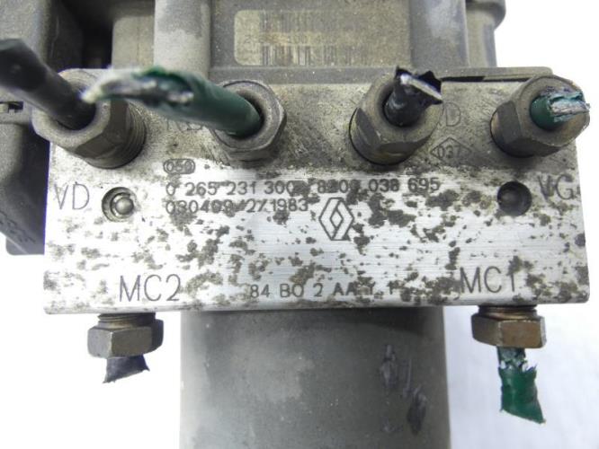 Bloc ABS (freins anti-blocage) RENAULT MEGANE 2 PHASE 1 Essence