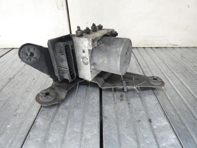Bloc ABS (freins anti-blocage) RENAULT MEGANE 2 PHASE 1 Diesel