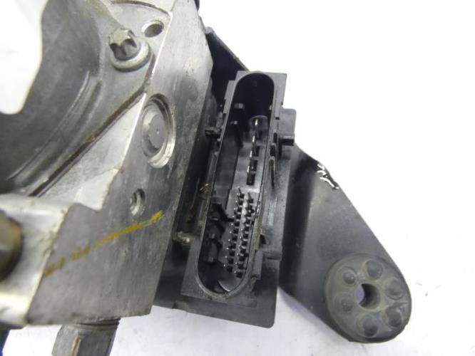 Bloc ABS (freins anti-blocage) RENAULT MEGANE 2 PHASE 1 Diesel