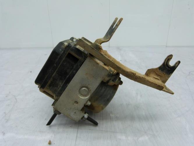 Bloc ABS (freins anti-blocage) RENAULT CLIO 3 PHASE 1 Diesel