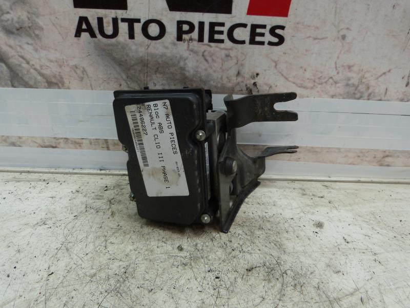 Bloc ABS (freins anti-blocage) RENAULT CLIO 3 PHASE 1 Diesel