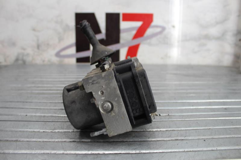 Bloc ABS (freins anti-blocage) RENAULT CLIO 3 PHASE 1