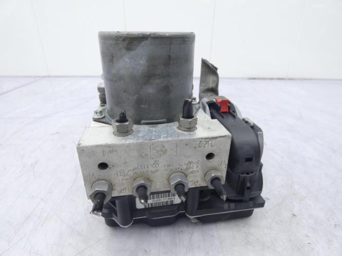 Bloc ABS (freins anti-blocage) SEAT EXEO ST BREAK Diesel