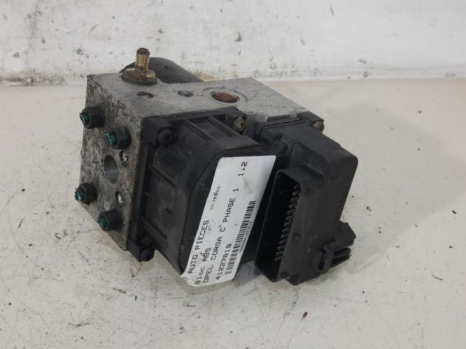 Bloc ABS (freins anti-blocage) OPEL CORSA C PHASE 1 Essence