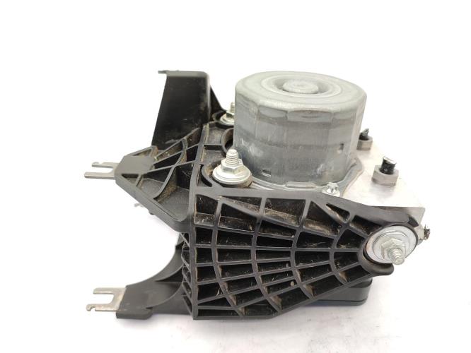 Bloc ABS (freins anti-blocage) MERCEDES CLASSE A 176 PHASE 1 Diesel