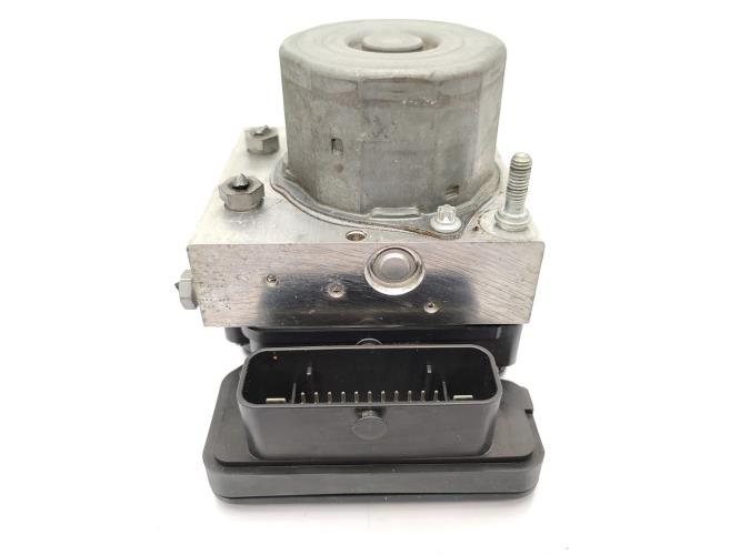 Bloc ABS (freins anti-blocage) MERCEDES CLASSE A 176 PHASE 1 Essence