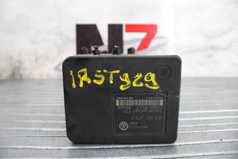 Bloc ABS (freins anti-blocage) AUDI 1.8L I Essence