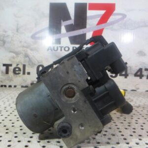 Bloc ABS (freins anti-blocage) TOYOTA COROLLA 10 PHASE 1 Diesel