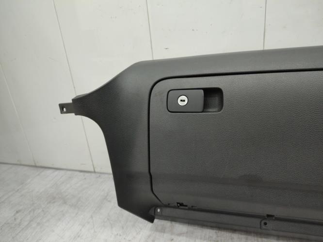 Boite a gants VOLKSWAGEN GOLF 5 Diesel