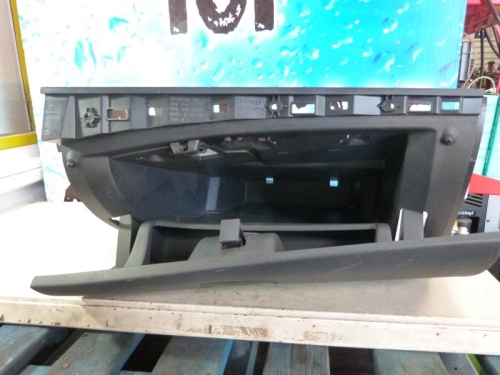 Boite a gants RENAULT MEGANE 3 PHASE 1 BREAK Diesel