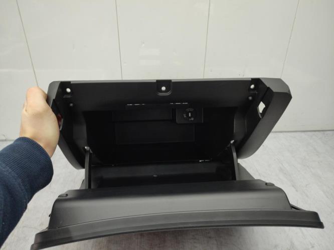 Boite a gants NISSAN PULSAR Essence