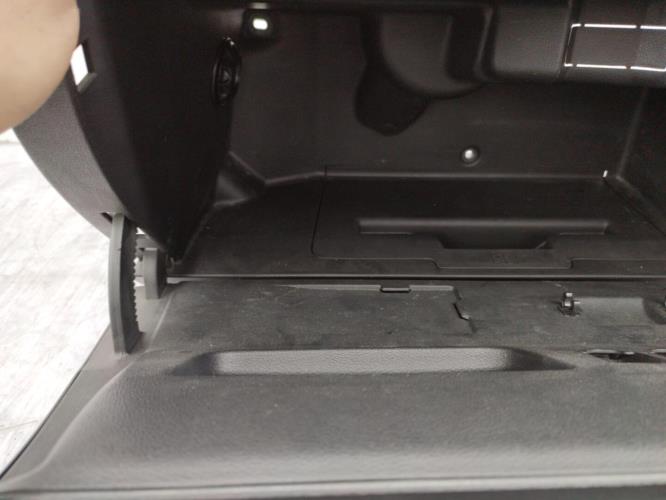 Boite a gants VOLKSWAGEN POLO 5 PHASE 1 Diesel