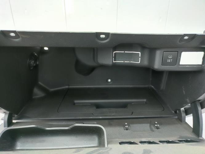 Boite a gants VOLKSWAGEN POLO 5 PHASE 1 Diesel