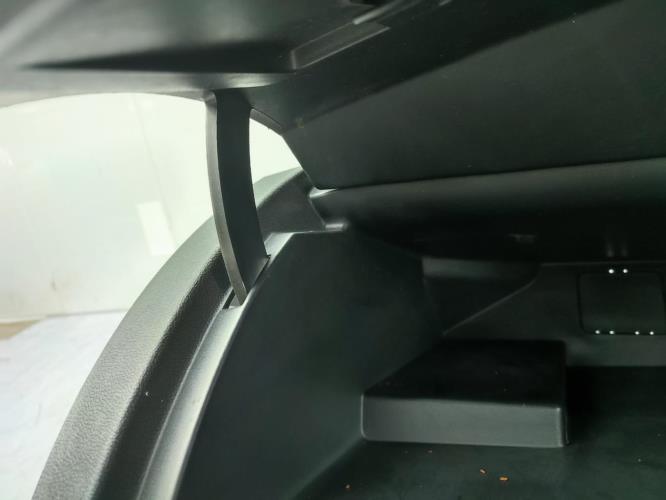 Boite a gants RENAULT CLIO 3 PHASE 1 Diesel