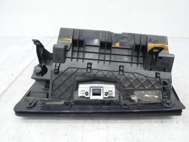 Boite a gants BMW SERIE 3 E90 PHASE 1 Diesel