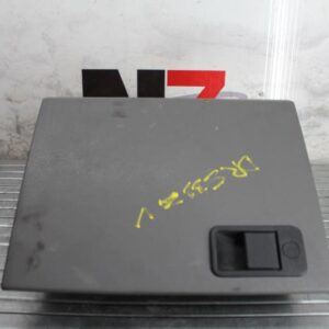 Boite a gants PEUGEOT 205 PHASE 2 Essence