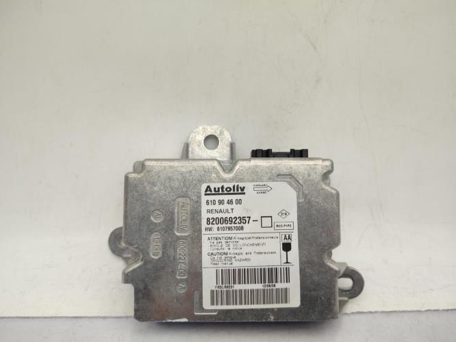Boitier air bag RENAULT SCENIC 2 PHASE 2 Essence