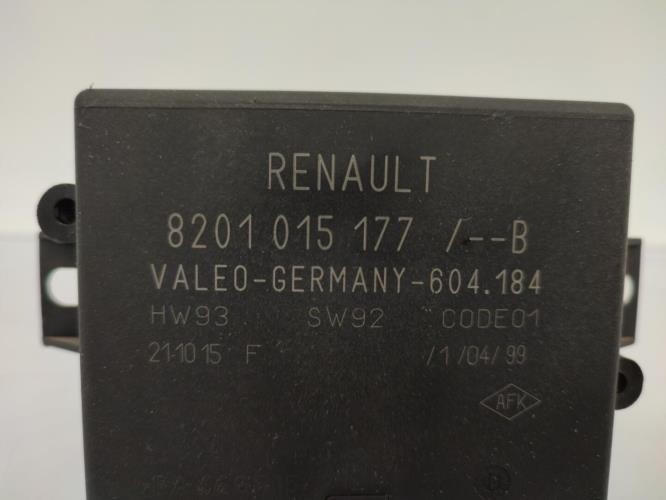 Boitier d'aide au stationnement OPEL MOVANO B Diesel