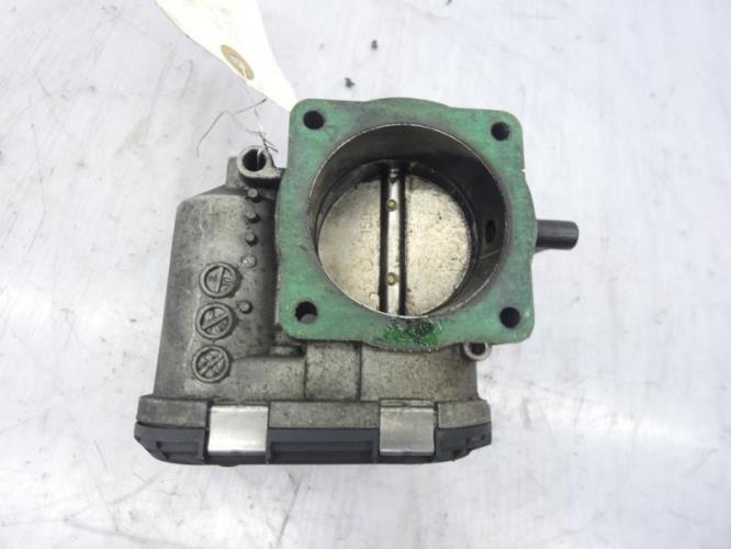 Boitier papillon AUDI 1.8L I Essence