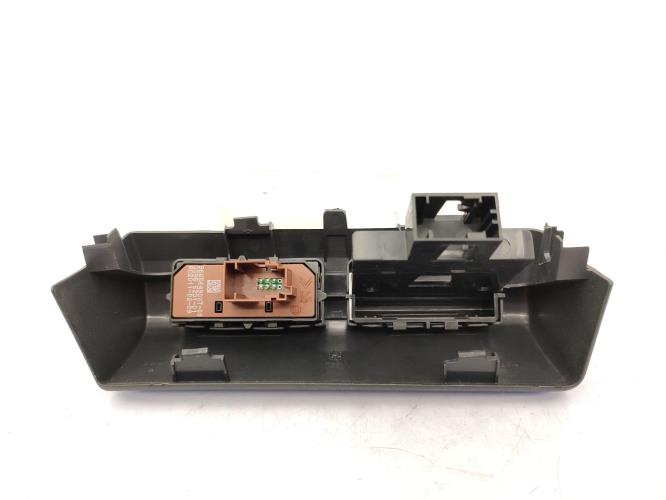 Bouton/Interrupteur PEUGEOT 3008 1 PHASE 1 Diesel