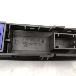 Bouton/Interrupteur PEUGEOT 208 1 PHASE 1 Essence