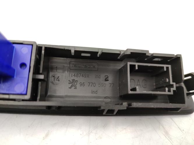 Bouton/Interrupteur PEUGEOT 208 1 PHASE 1 Essence