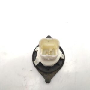 Bouton de coffre RENAULT MEGANE 2 PHASE 1 BREAK Diesel