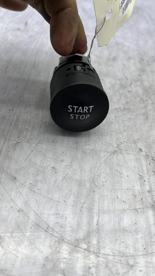 Bouton de demarrage RENAULT CLIO 4 PHASE 2