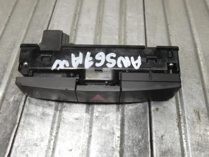 Bouton de warning OPEL ASTRA J PHASE 1 Diesel