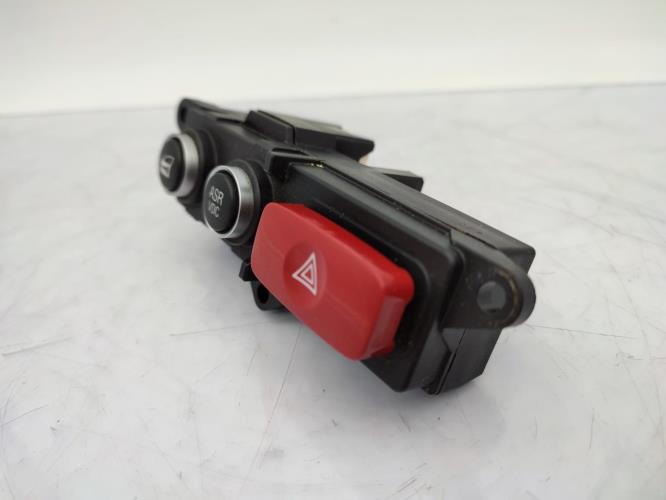 Bouton de warning ALFA ROMEO 159 Diesel