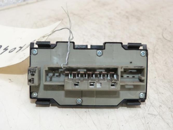 Bouton de warning MERCEDES CLASSE C 202 PHASE 1 Diesel