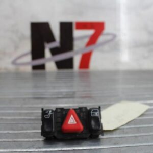 Bouton de warning MERCEDES CLASSE E 210 PHASE 2 Diesel