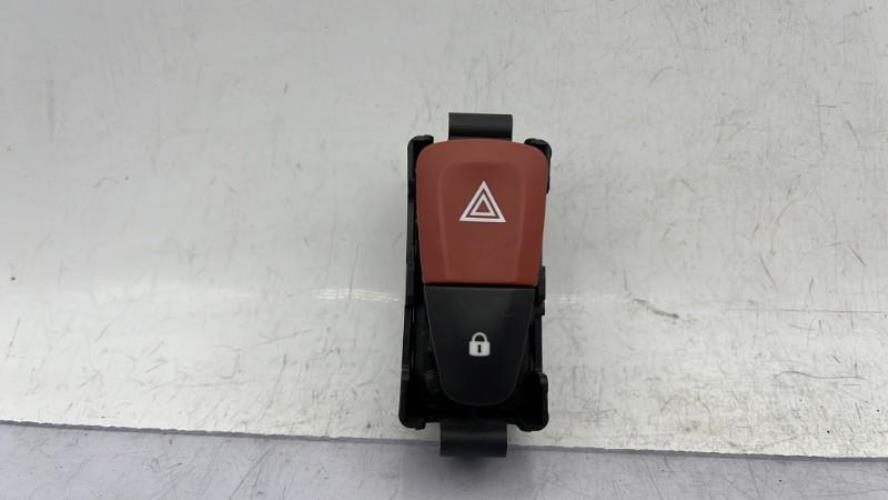 Bouton de warning RENAULT MEGANE 3 PHASE 1 Diesel