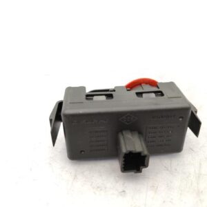 Bouton de warning RENAULT CLIO 3 PHASE 1 Diesel