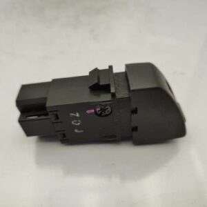 Bouton de warning NISSAN MICRA 2 PHASE 4 Essence